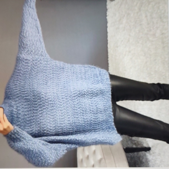 Sweater - Picture 2 of 4